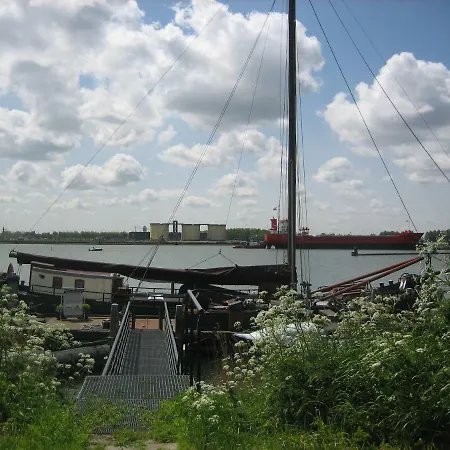 Botel Authentic Ship 
